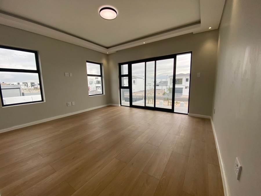 4 Bedroom Property for Sale in Sandown Western Cape